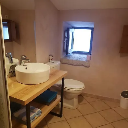 Gîte Ispagnac Extérieur photo