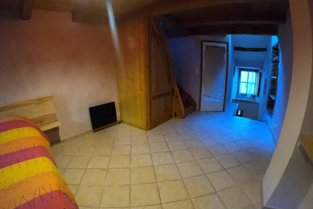 Gîte Ispagnac Hébergement de vacances *